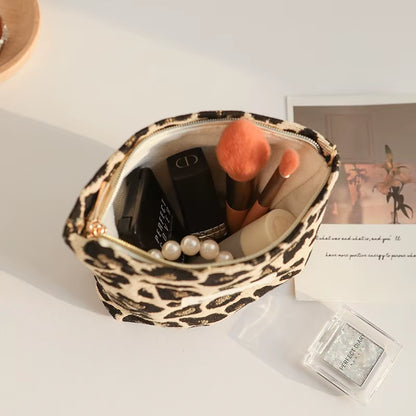 Small Leopard Print Coin Purse Women'S Makeup Bag Portable Cosmetics Storage Bag Fashion Lipstick Bag Daily Commuting Liner Bag