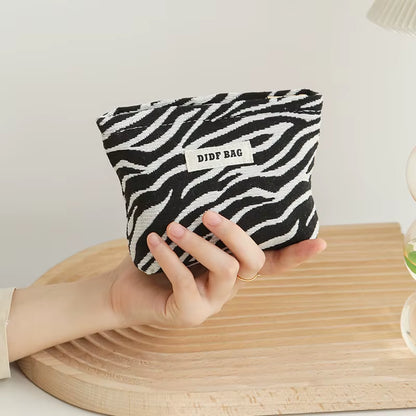 Small Leopard Print Coin Purse Women'S Makeup Bag Portable Cosmetics Storage Bag Fashion Lipstick Bag Daily Commuting Liner Bag
