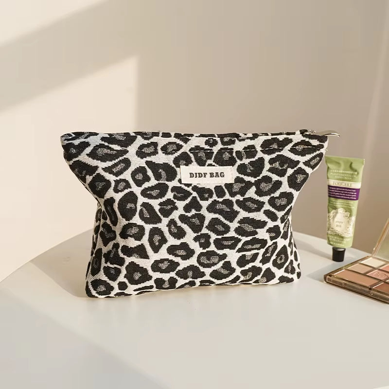 Fashion Leopard Print Women'S Makeup Bag Large-Capacity Cosmetics Skin Care Product Storage Bag Toiletry Bag Portable Liner Bag
