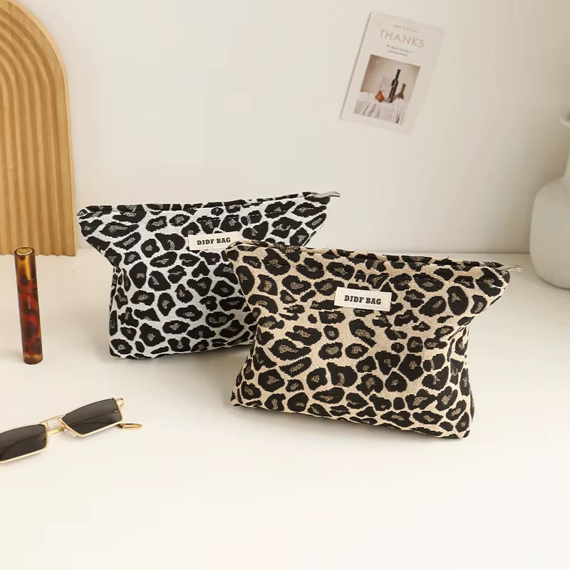 Fashion Leopard Print Women'S Makeup Bag Large-Capacity Cosmetics Skin Care Product Storage Bag Toiletry Bag Portable Liner Bag