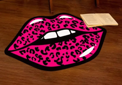 Tapis à Lèvres Roses Léopard Personnalisé Exclusif