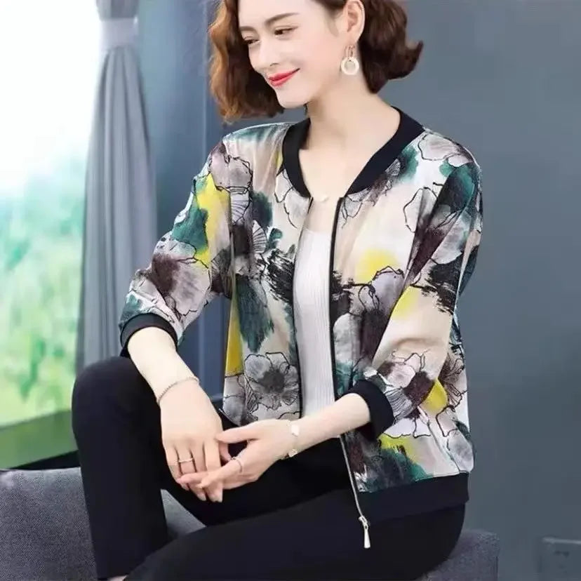 New Summer Fashionable Large Size Short Jacket For Women Loose Fit Sun Protection Clothing V-Neck Cardigan Top For Elderly
