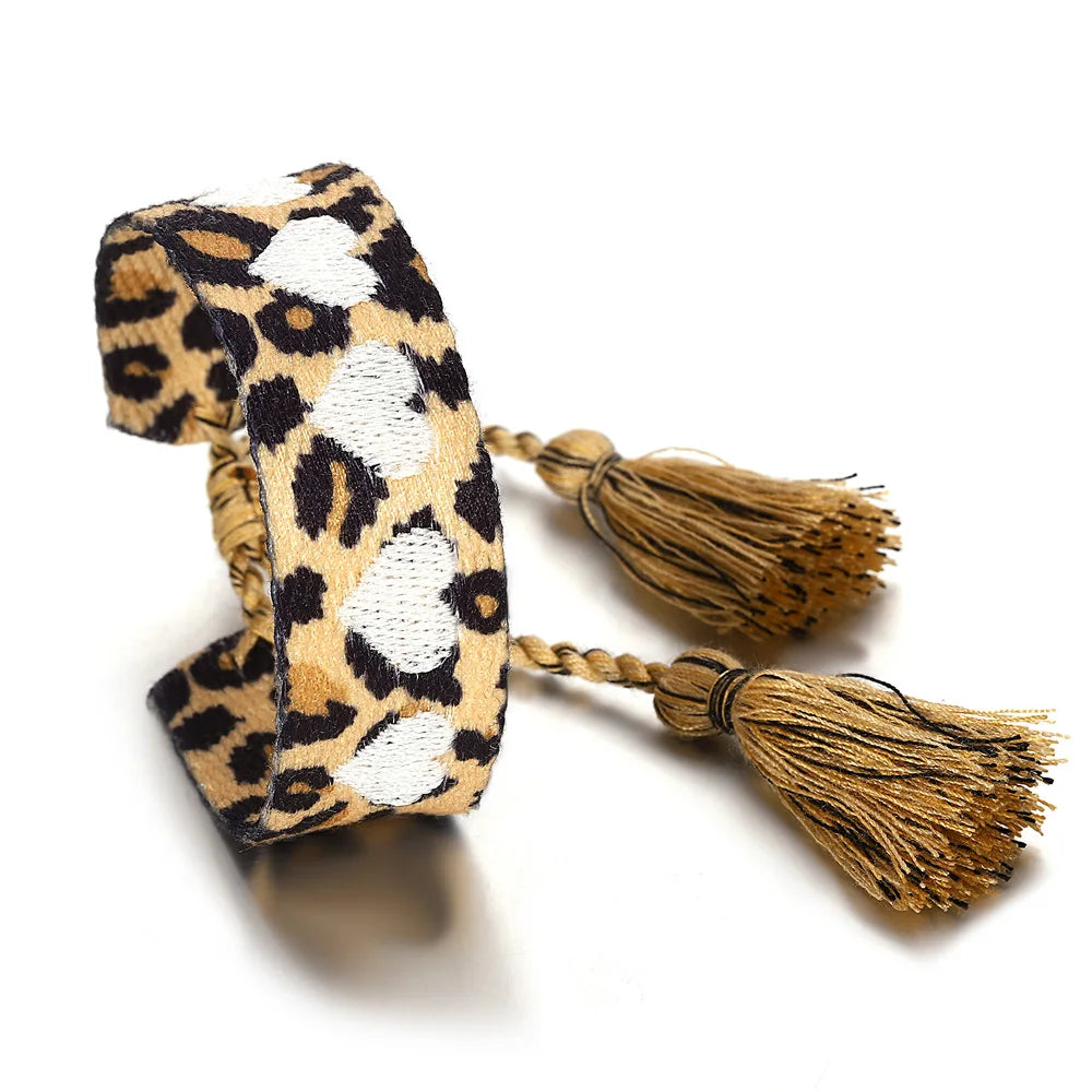 ALLYES Love Heart Leopard Embroidery Hand Woven