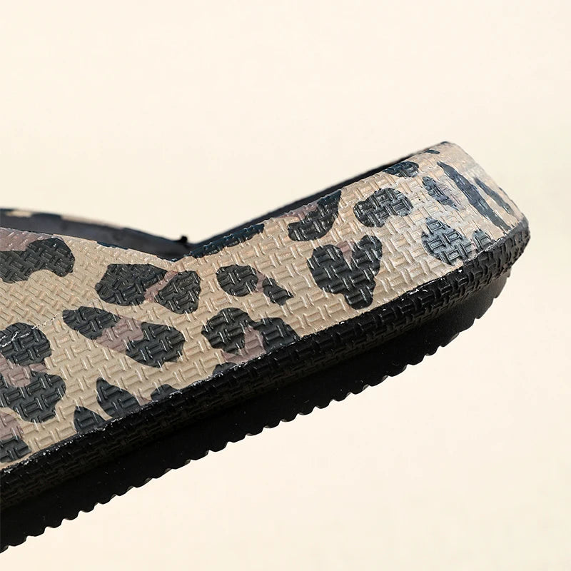 Summer Women Comfort Flip-Flop Leopard Soft Thick-Soled