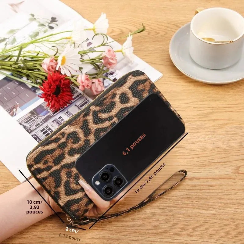 Leopard print vintage long wrist wallet fashion and versatile