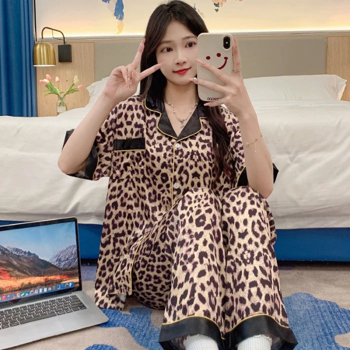 Ice silk advanced sense of leopard print women's pajamas