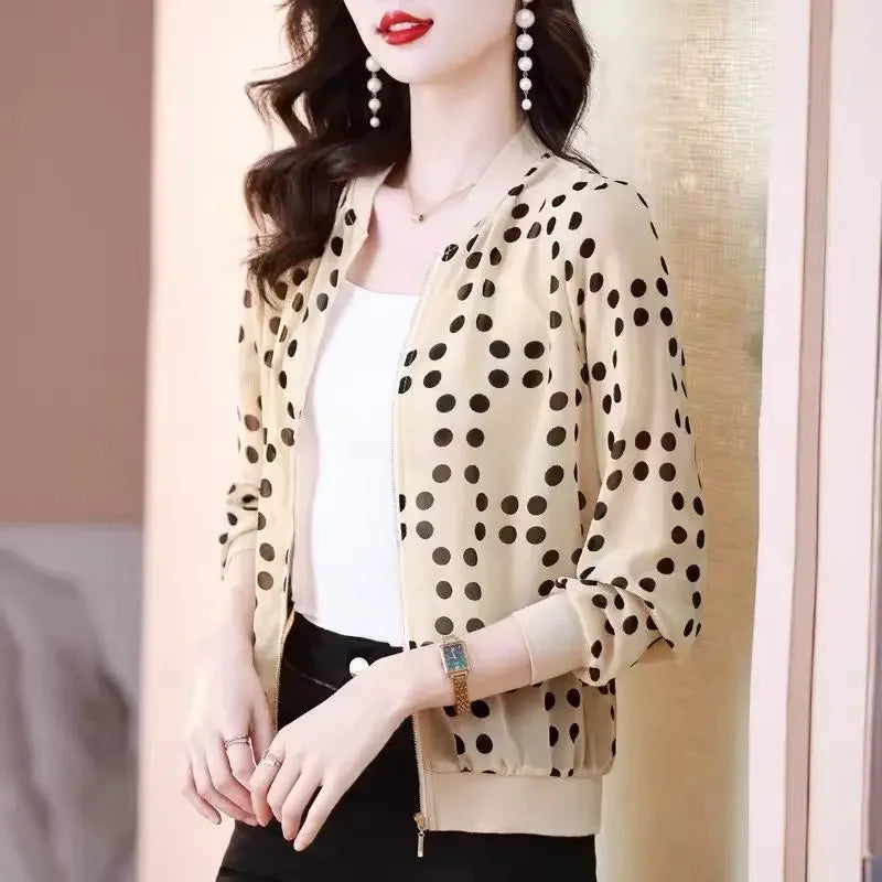 New Summer Fashionable Large Size Short Jacket For Women Loose Fit Sun Protection Clothing V-Neck Cardigan Top For Elderly