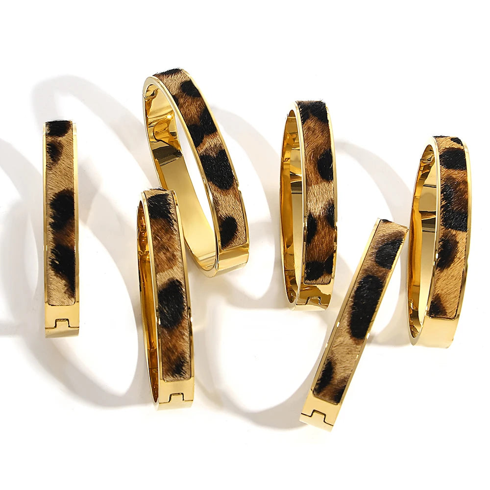 Flashbuy Gold Color Random Pattern Leopard Bangle