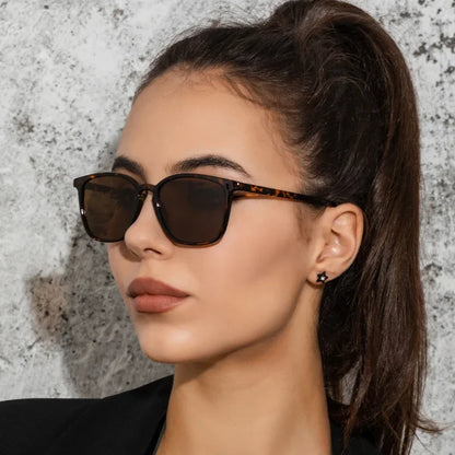New Fashion Sunglasses Women Brand Designer