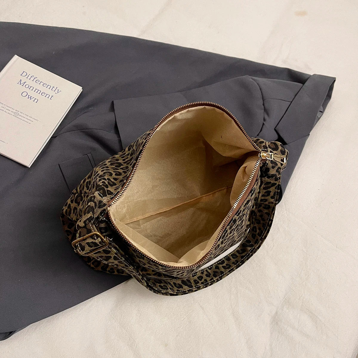 Trendy Casual Soft Textile Women's Shoulder Bag