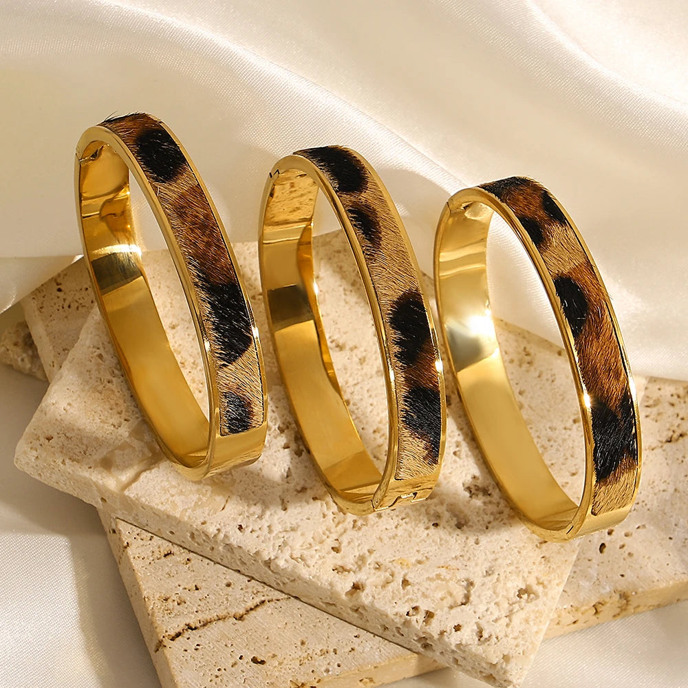 Flashbuy Gold Color Random Pattern Leopard Bangle