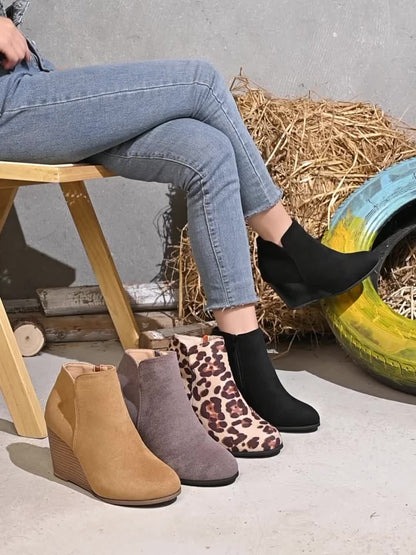 [Stylish High Heel Boots] Stylish High-Heel Boots - Black, Brown, and Leopard Print | Women's Comfortable and Versatile Boots with Platform Soles, Round Toe Design, Zip Closure | Perfect Gift for Moms, Holiday Travel Boots - Jungle Line