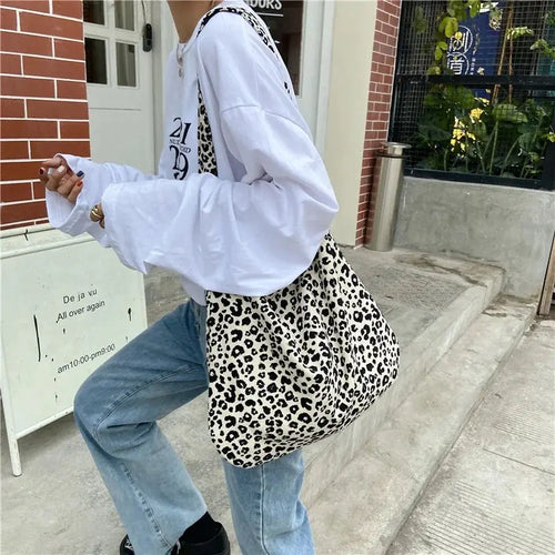 Japanese and Korean Ins Modern Small Leopard Print - Jungle Line