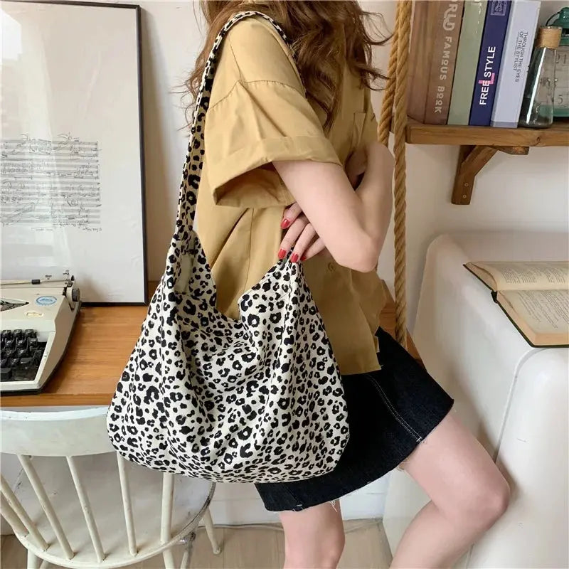 Japanese and Korean Ins Modern Small Leopard Print - Jungle Line