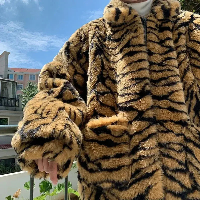Tiger Stripes Printed Men Jacket Loose Fluffy Imitation Jungle Line