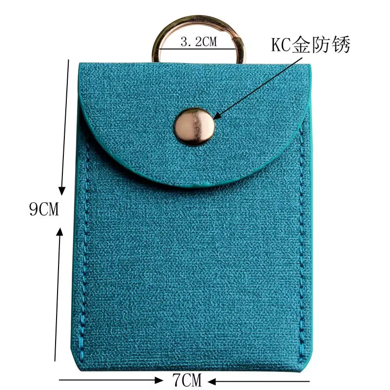 Portefeuille en similicuir à imprimé léopard Jungle Line avec porte-clés, design fonctionnel et élégant pour femmes.