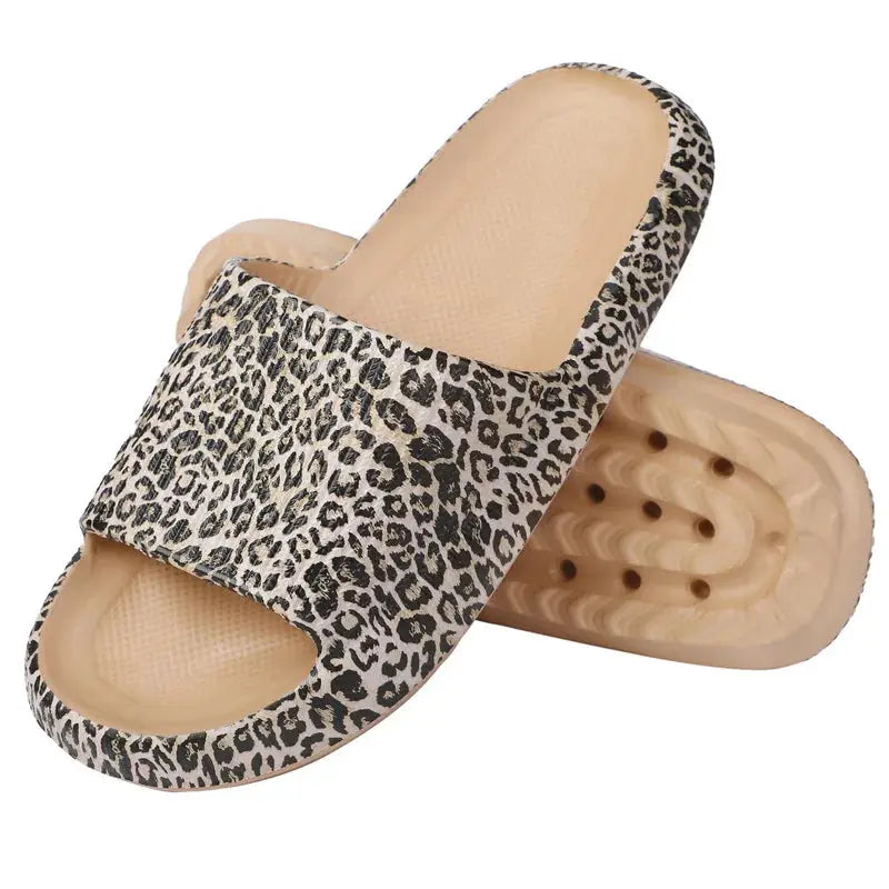 Leopard Print Cloud Slippers For  Men Jungle Line