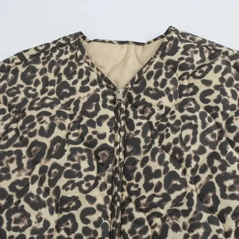 Lightweight quilted women's padded jacket by Jungle Line with leopard print, suitable for autumn and winter, stylish outerwear.