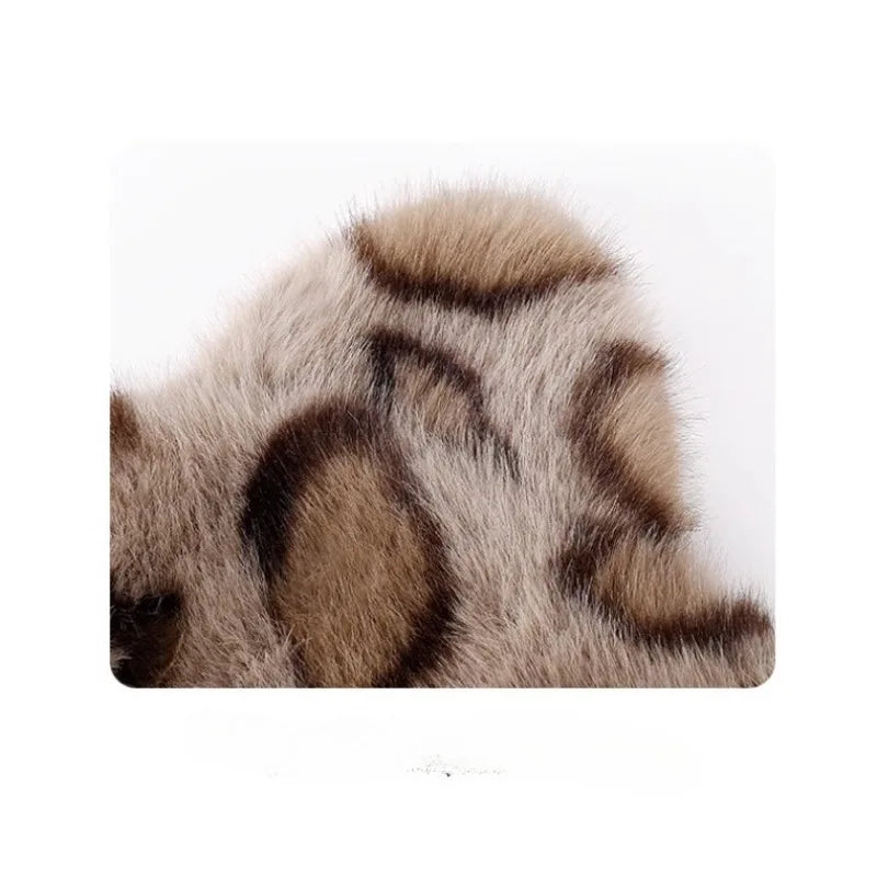 Bonnet en peluche à motif léopard pour femmes, chaud, doux, rétro, polyvalent avec capuche, de la marque Jungle Line.