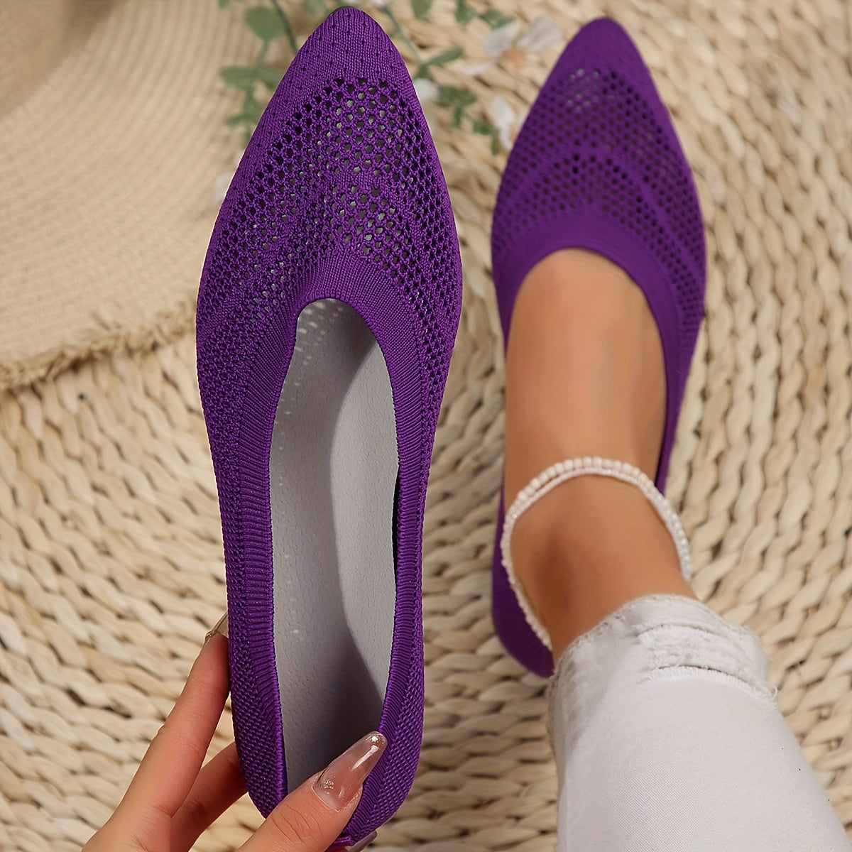 Women's leopard print flat shoes by Jungle Line, slip-on pointed toe casual shoes, lightweight and comfortable for everyday wear.