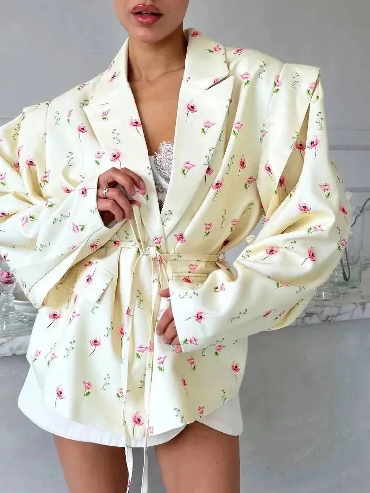 Blazer femme Jungle Line à épaules rembourrées, ceinture florale, manches longues, col cranté, style street pour printemps 2025