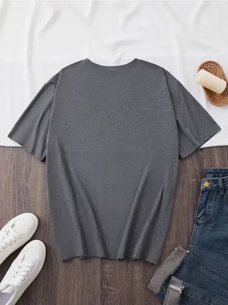 Plus Size Letter Print T-shirt, Casual Crew Neck Short Sleeve Top For Spring & Summer, Women's Plus Size Clothing - Jungle Line