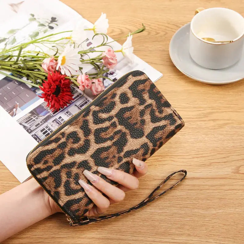 Leopard print vintage long wrist wallet fashion and versatile - Jungle Line