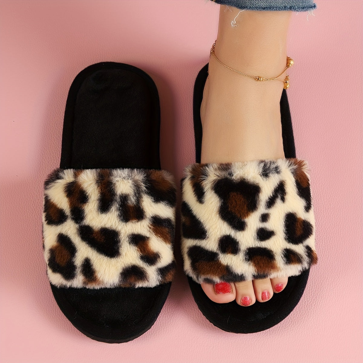 Cozy Leopard Print Women's Slippers - Soft, Warm Fabric Indoor Shoes with Non-Slip EVA Sole, Perfect for All Seasons, Ladies Slippers - Jungle Line