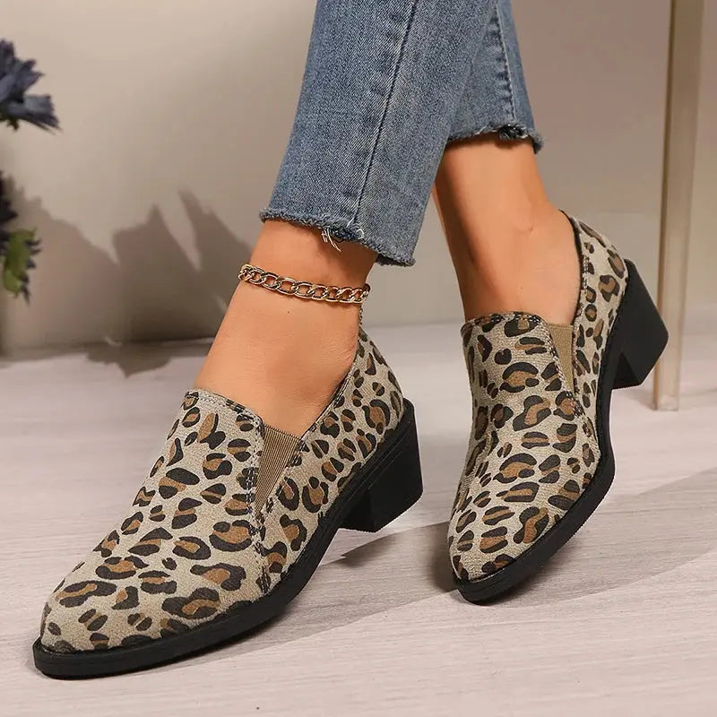 Mocassins femme Jungle Line en daim léopard rétro, à talon épais, faciles à enfiler, chaussures légères pour marche et casual.