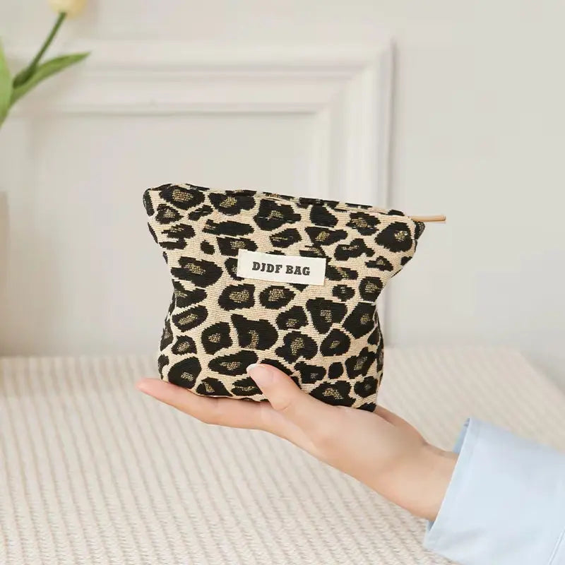 Fashion Leopard Print Women'S Makeup Bag Large-Capacity Cosmetics Skin Care Product Storage Bag Toiletry Bag Portable Liner Bag