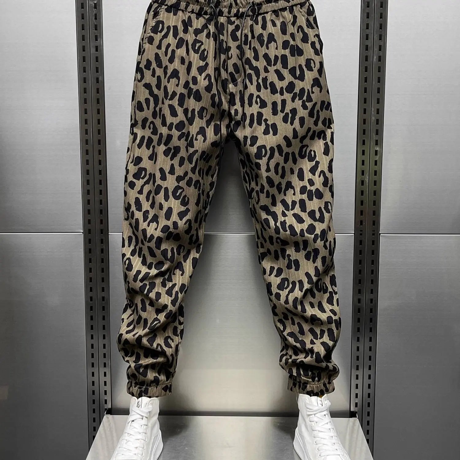 Pantalon homme ample à imprimé léopard Jungle Line, style décontracté d'été, grande taille, tendance streetwear vintage.