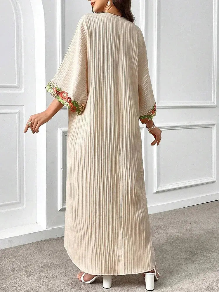 Rafiah Boutique Women's Even Dress Modest Fashion Screw Thread Sophisticated Long Sleeve V-Neck Appliques Loose Fit Dresses - Jungle Line