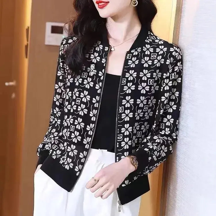 New Summer Fashionable Large Size Short Jacket For Women Loose Fit Sun Protection Clothing V-Neck Cardigan Top For Elderly - Jungle Line