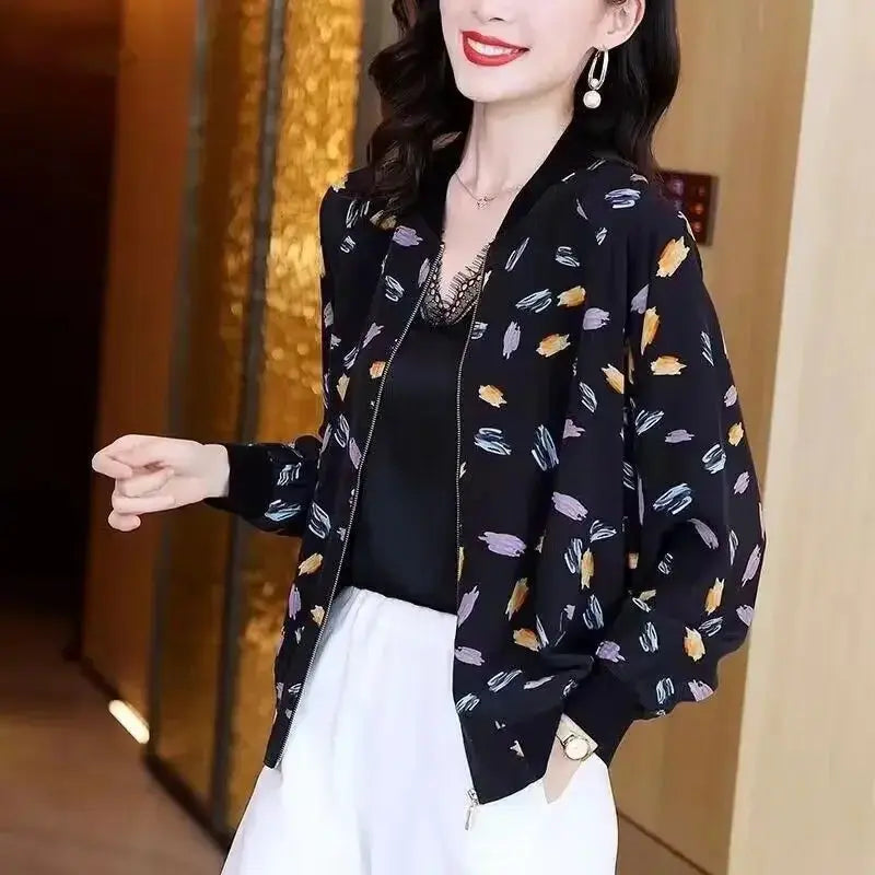 New Summer Fashionable Large Size Short Jacket For Women Loose Fit Sun Protection Clothing V-Neck Cardigan Top For Elderly - Jungle Line