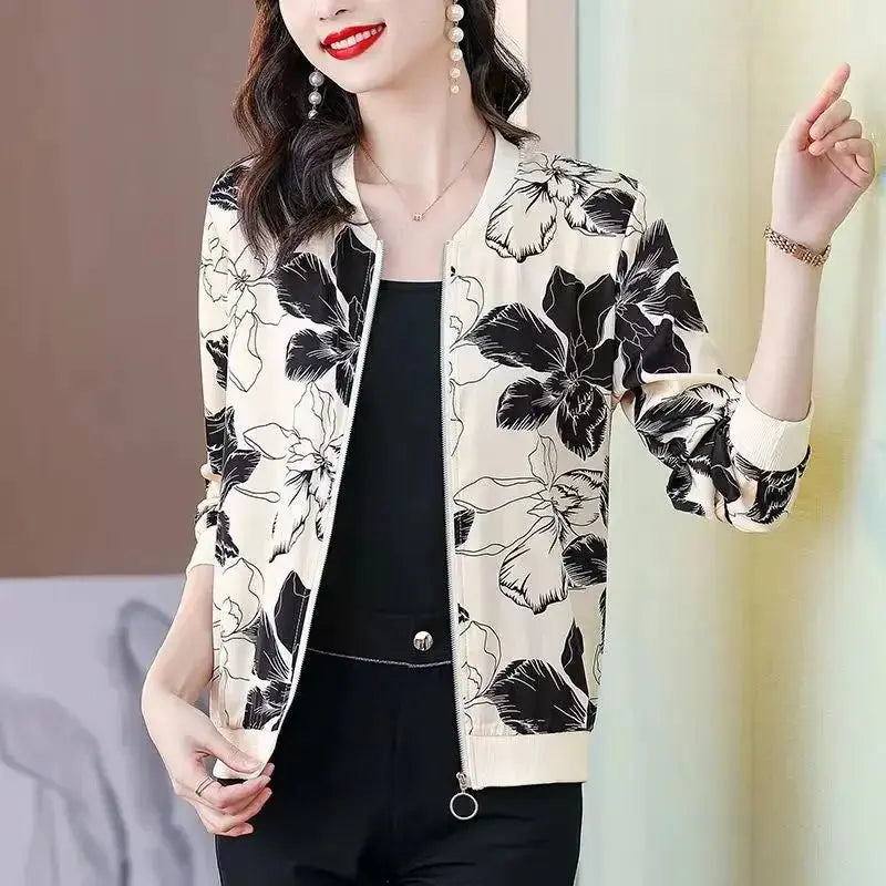 New Summer Fashionable Large Size Short Jacket For Women Loose Fit Sun Protection Clothing V-Neck Cardigan Top For Elderly - Jungle Line