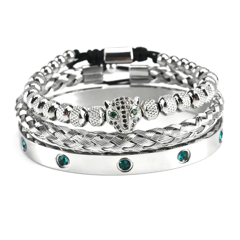 Handmade luxury set featuring a green eye leopard head charm from Jungle Line, showcasing intricate details and vibrant design.
