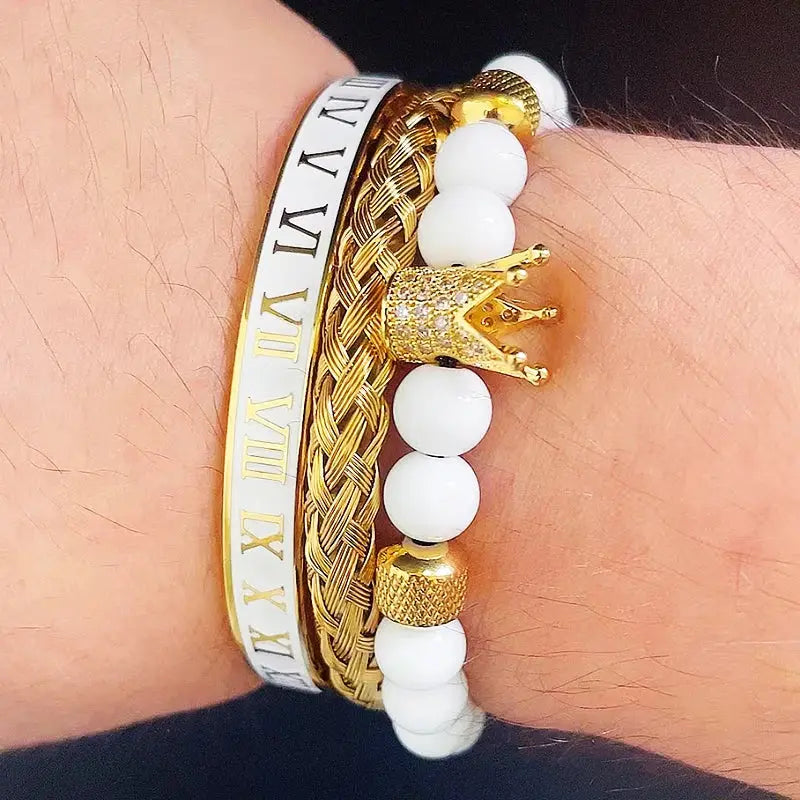 Luxury white stone beads crown featuring a leopard head design from Jungle Line, showcasing intricate craftsmanship and elegant detailing.