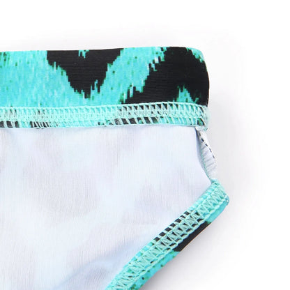 Shorty de bain pour homme Jungle Line en motif léopard, élastique, coupe basse, idéal pour plage, piscine et soleil.