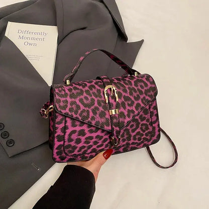 Sac à main en cuir léopard Jungle Line, petit sac carré pour femmes avec poignée courte, idéal comme pochette ou sac à main.