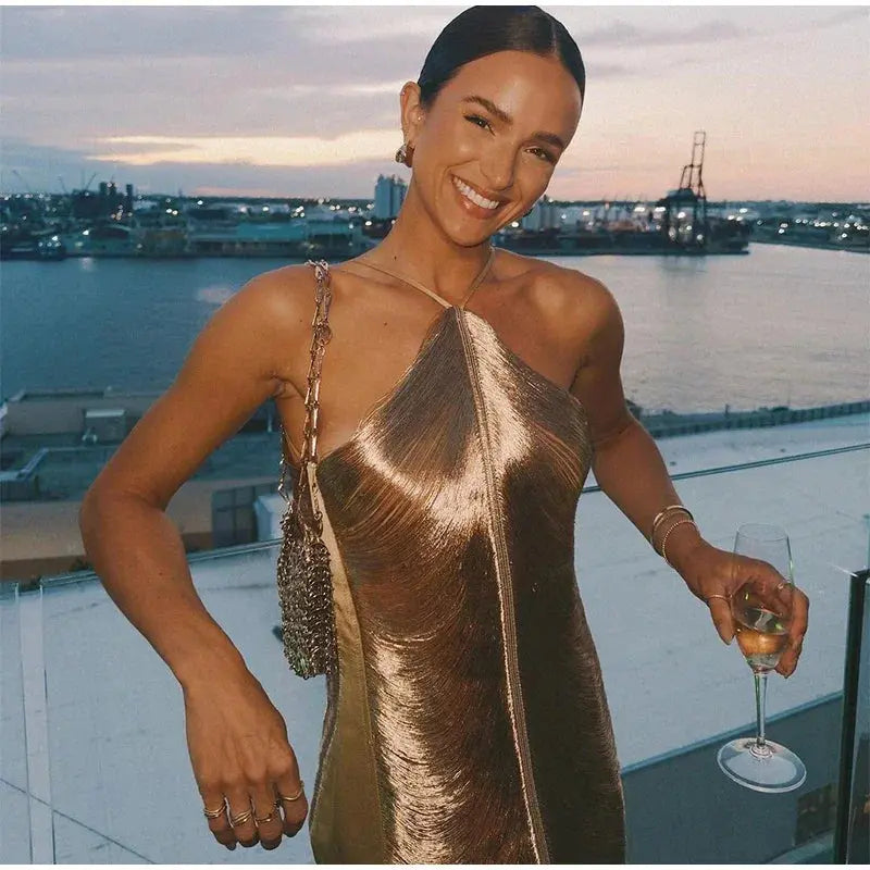 Robe courte élégante Jungle Line sans manches, dos nu ajouré, nœud, style halter, pour soirée ou fête.