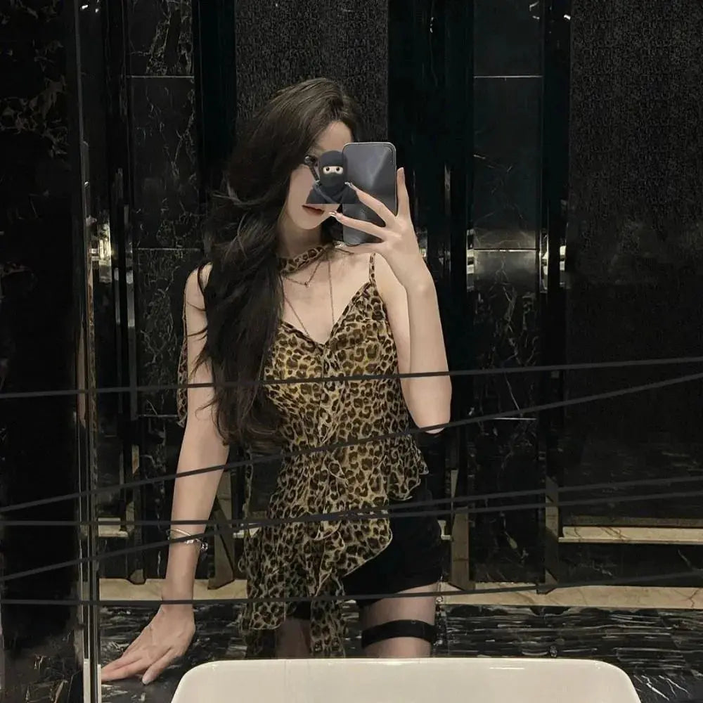 Jungle Line leopard halter camisole with ruffled edges, lace-up front, slim fit, sleeveless Y2K crop top for women.