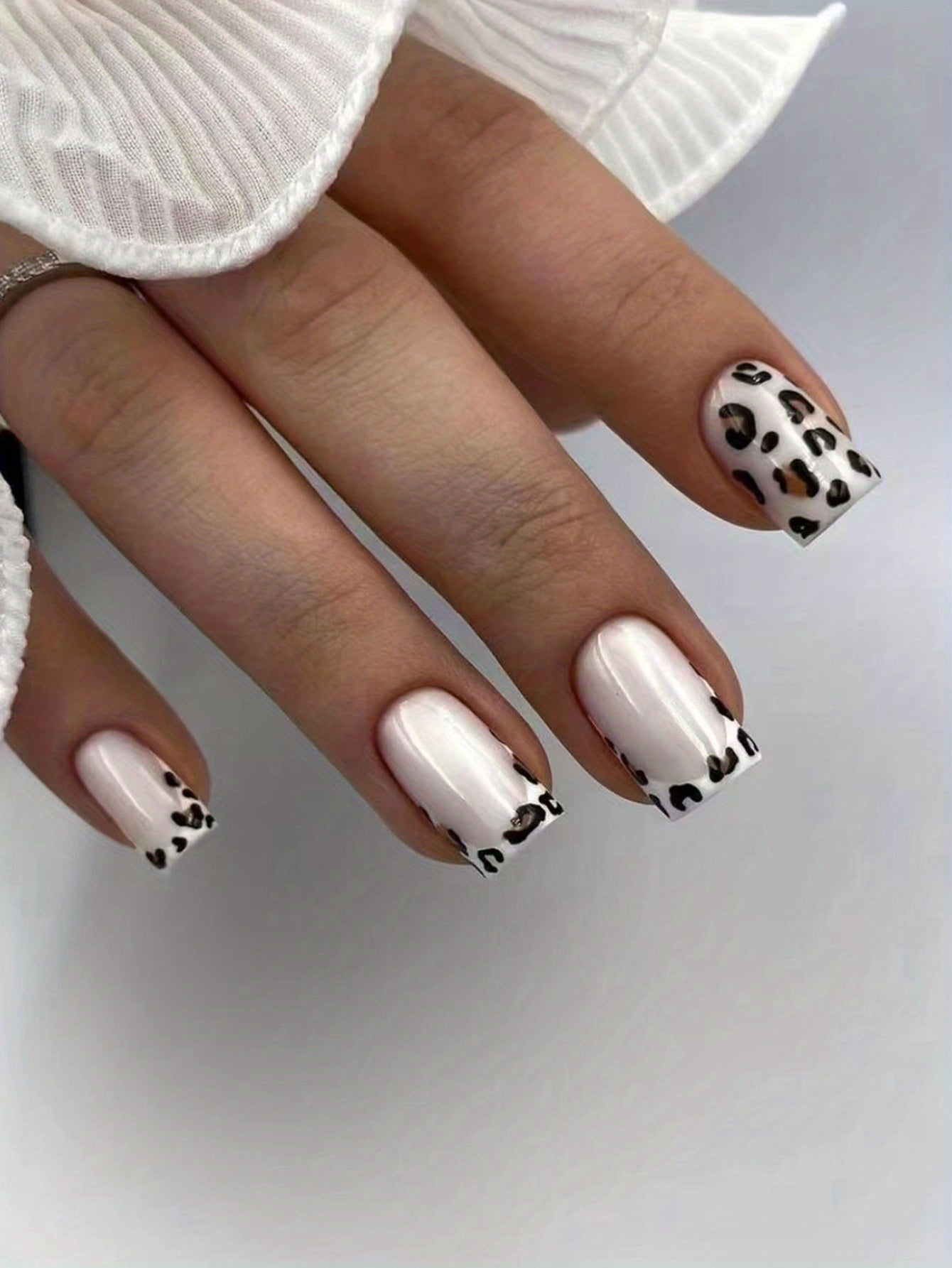 Leopard Print Press On Nails, Short Square Glue On Nails, Glossy Fake Nails For Women And Girls, 24 Pcs - Jungle Line