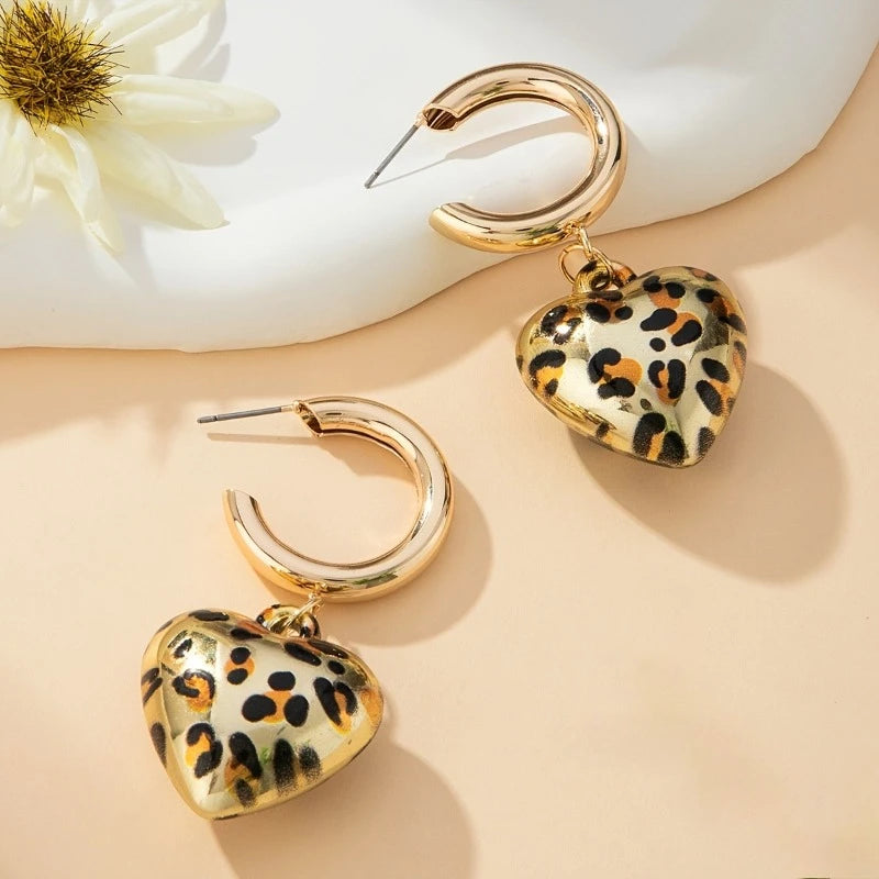 Boucles d'oreilles créatives en forme de cœur léopard, pendentifs personnalisés pour femmes, accessoires de mode Jungle Line.