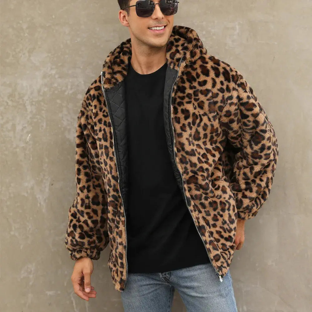 Manteau homme Jungle Line en fausse fourrure à capuche avec motif léopard, style décontracté et tendance pour l'automne et hiver.