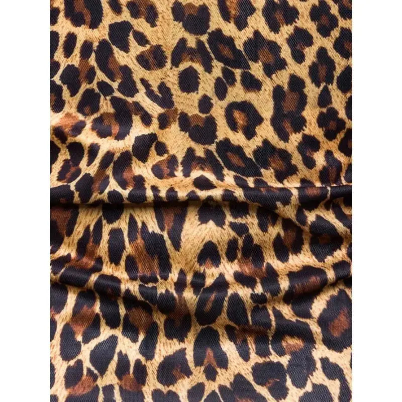Yellow men's fashion T-shirt with leopard print from Jungle Line, short-sleeve, stylish casual wear for men.